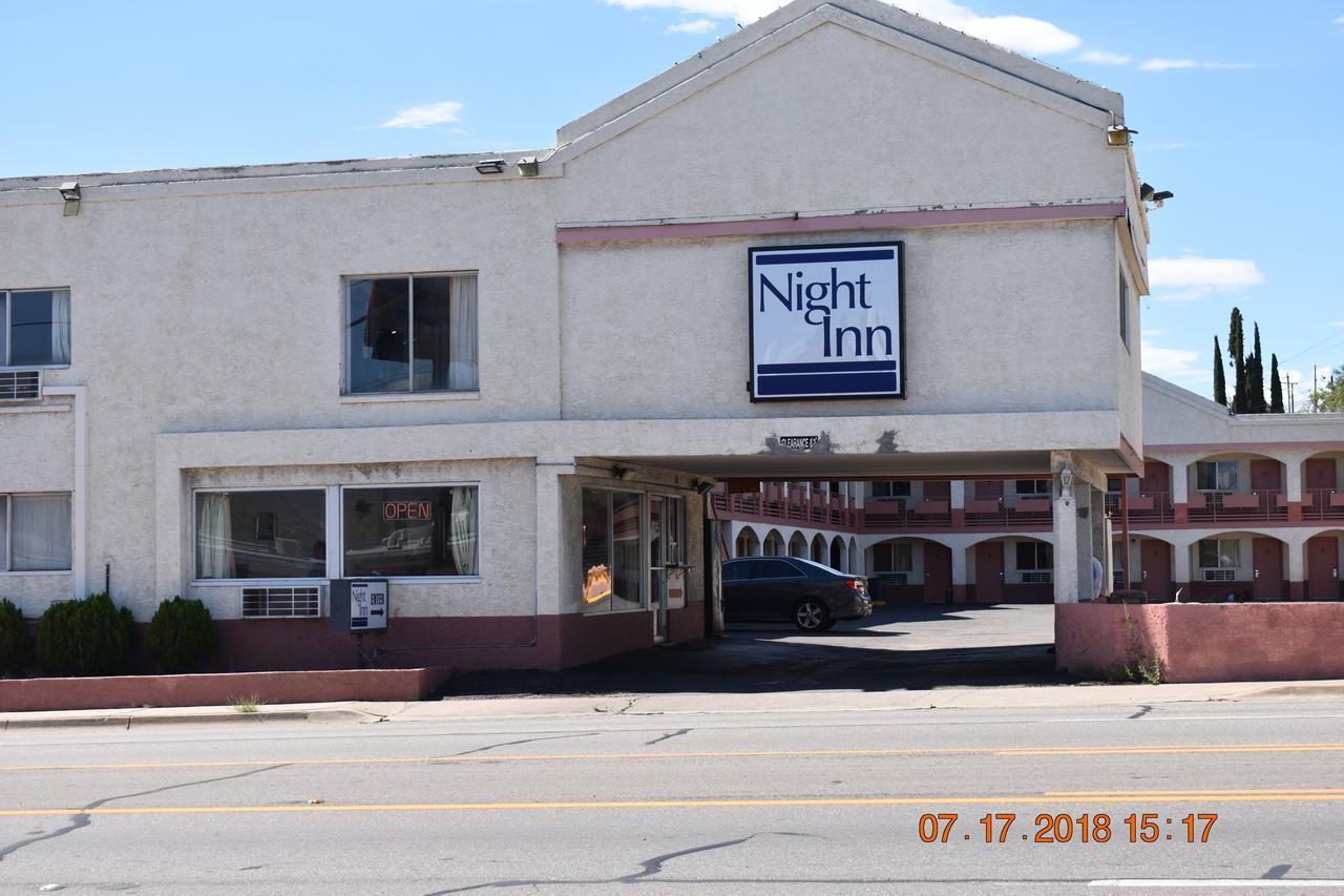 Night Inn โกลบ ภายนอก รูปภาพ